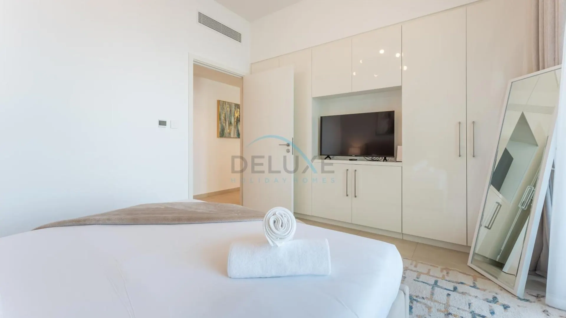 2Br Apartment Walking Distance To Dubai Mall, Downtown Views Ii, Downtown By Deluxe Holiday Homes