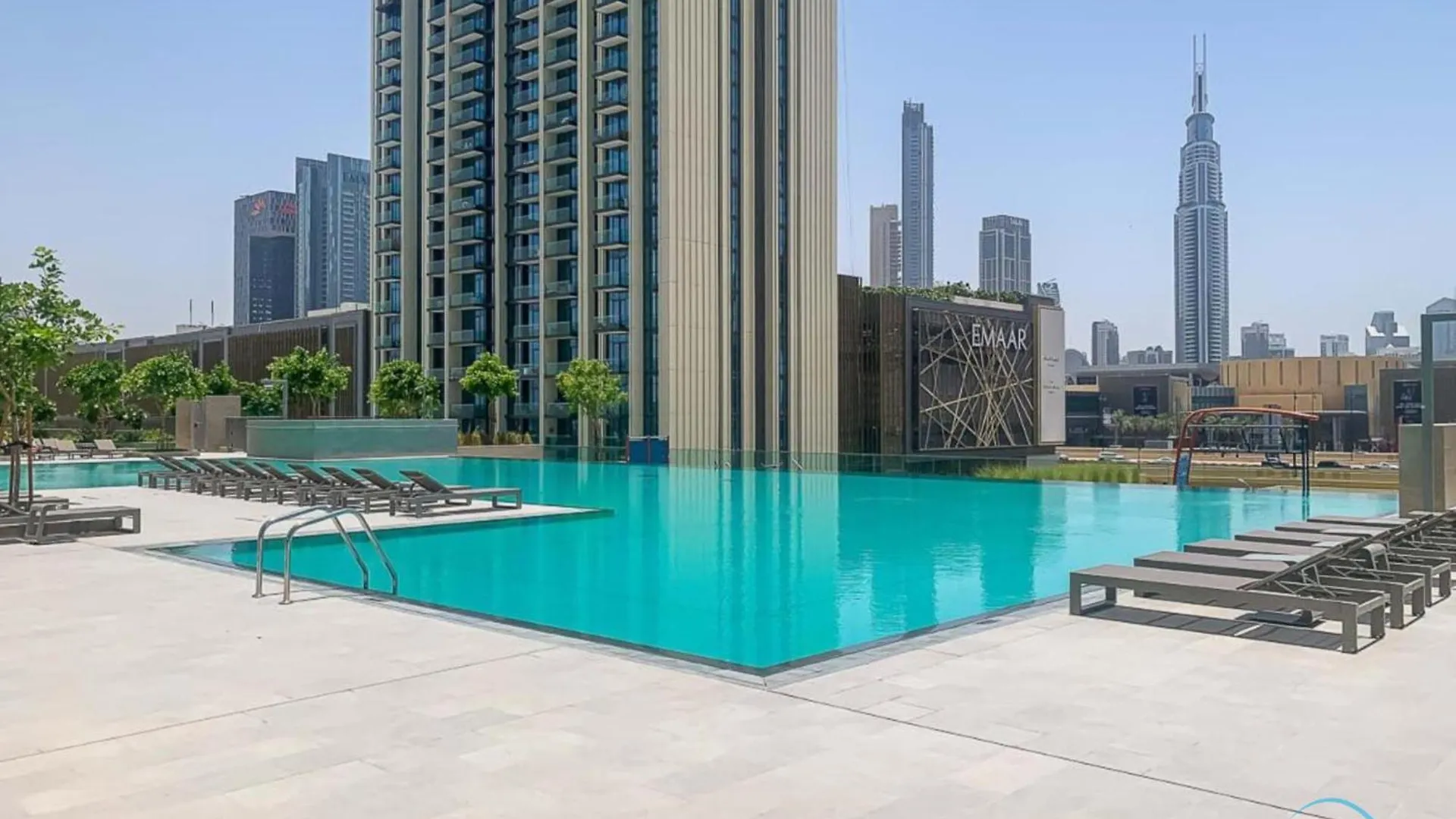 2Br Apartment Walking Distance To Dubai Mall, Downtown Views Ii, Downtown By Deluxe Holiday Homes