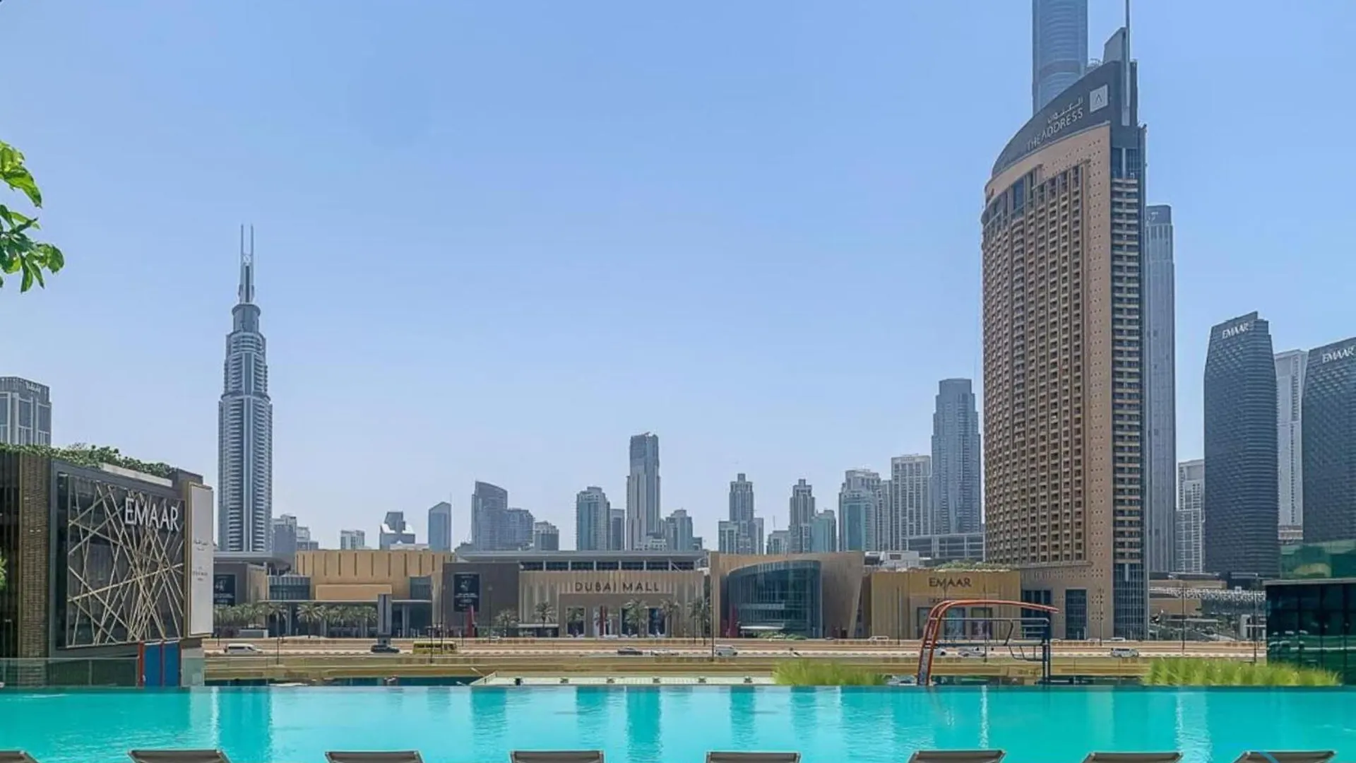 2Br Apartment Walking Distance To Dubai Mall, Downtown Views Ii, Downtown By Deluxe Holiday Homes 0*,  United Arab Emirates